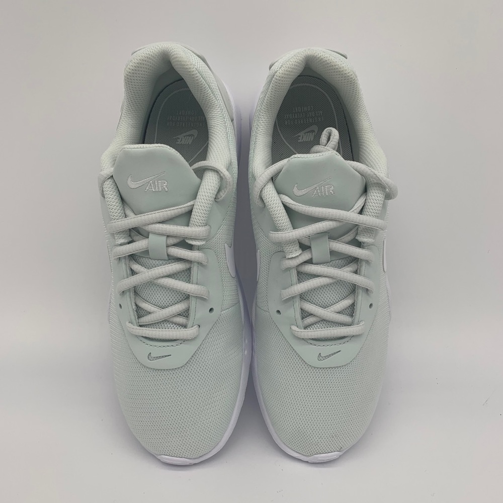 WMNS Nike Air Max Oketo - Picture 2 of 10